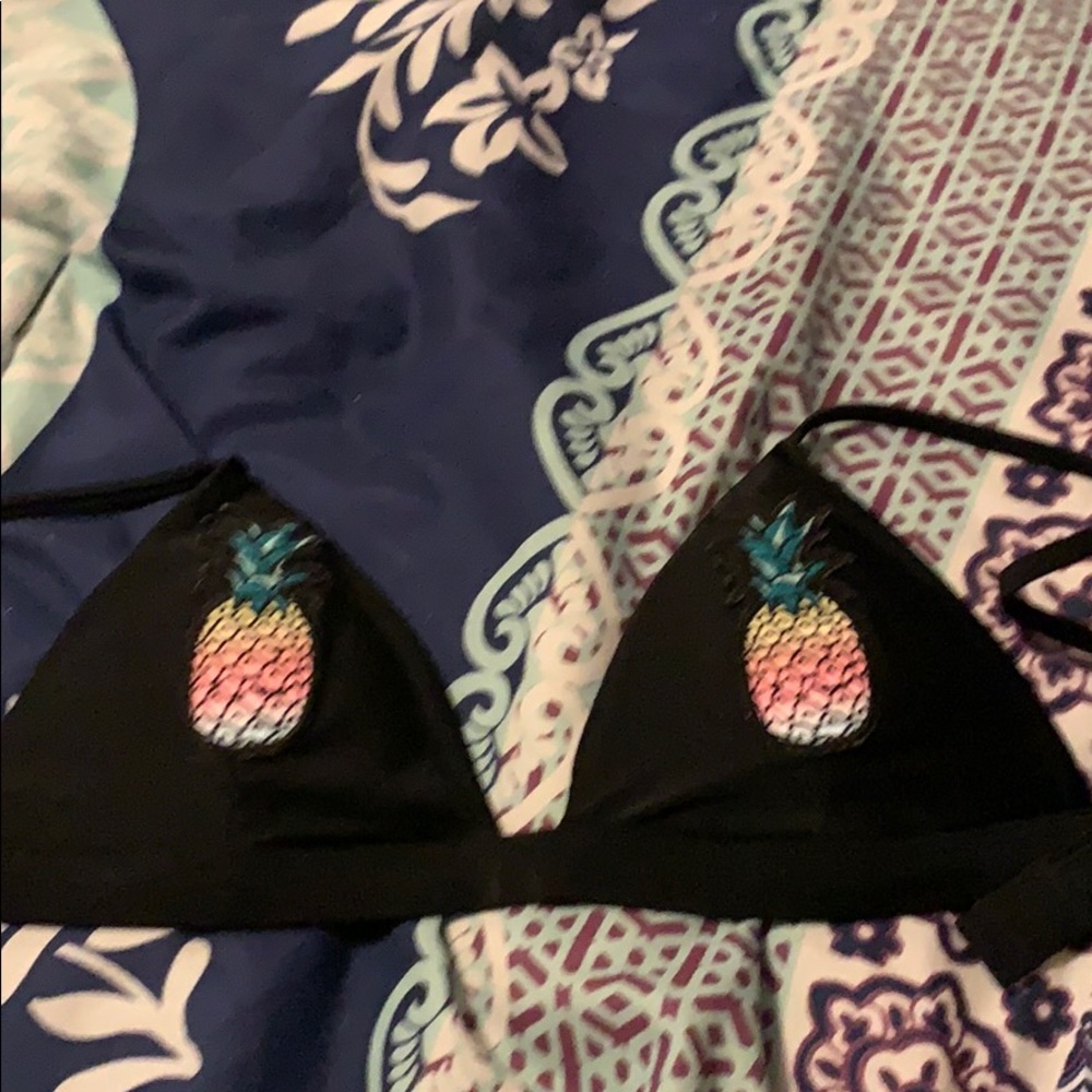 black pineapple bakini top, very cute and fun.